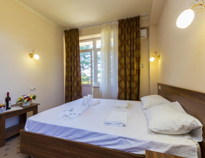 2-местный номер стандарт (с балконом) - Отель «Лазурь Абхазия» Гячрыпш